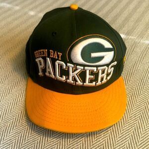 NFL GREEN Bay Packers cap. New Era 9 fifty SnapBack RN 11493, CA 40289 USED